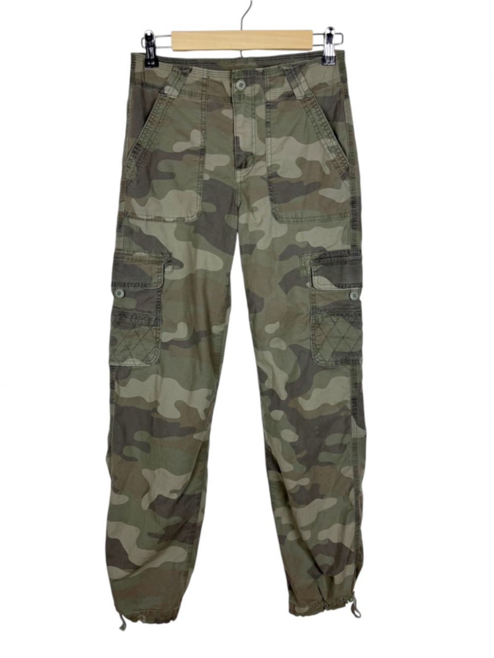 American Eagle Outfitters Camo Cargo Joggers Size 00